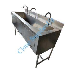 3 Station Scrub-Up Knee Operated Wash Sink
